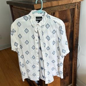 Banana Republic Slim Fit Men's Short Sleeve shirt Size XL
